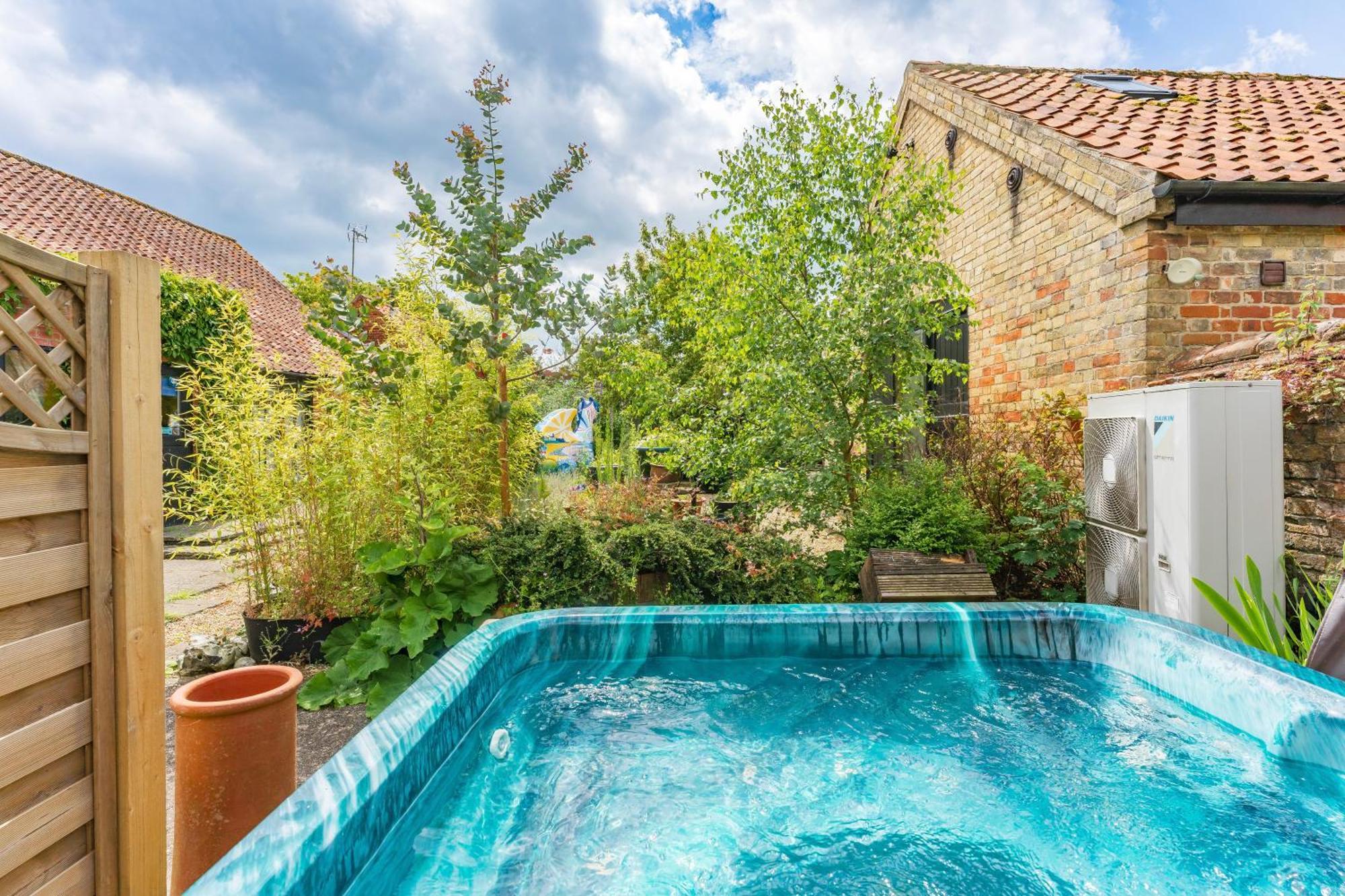 The Orangery - Bnb Suites Thurning  エクステリア 写真